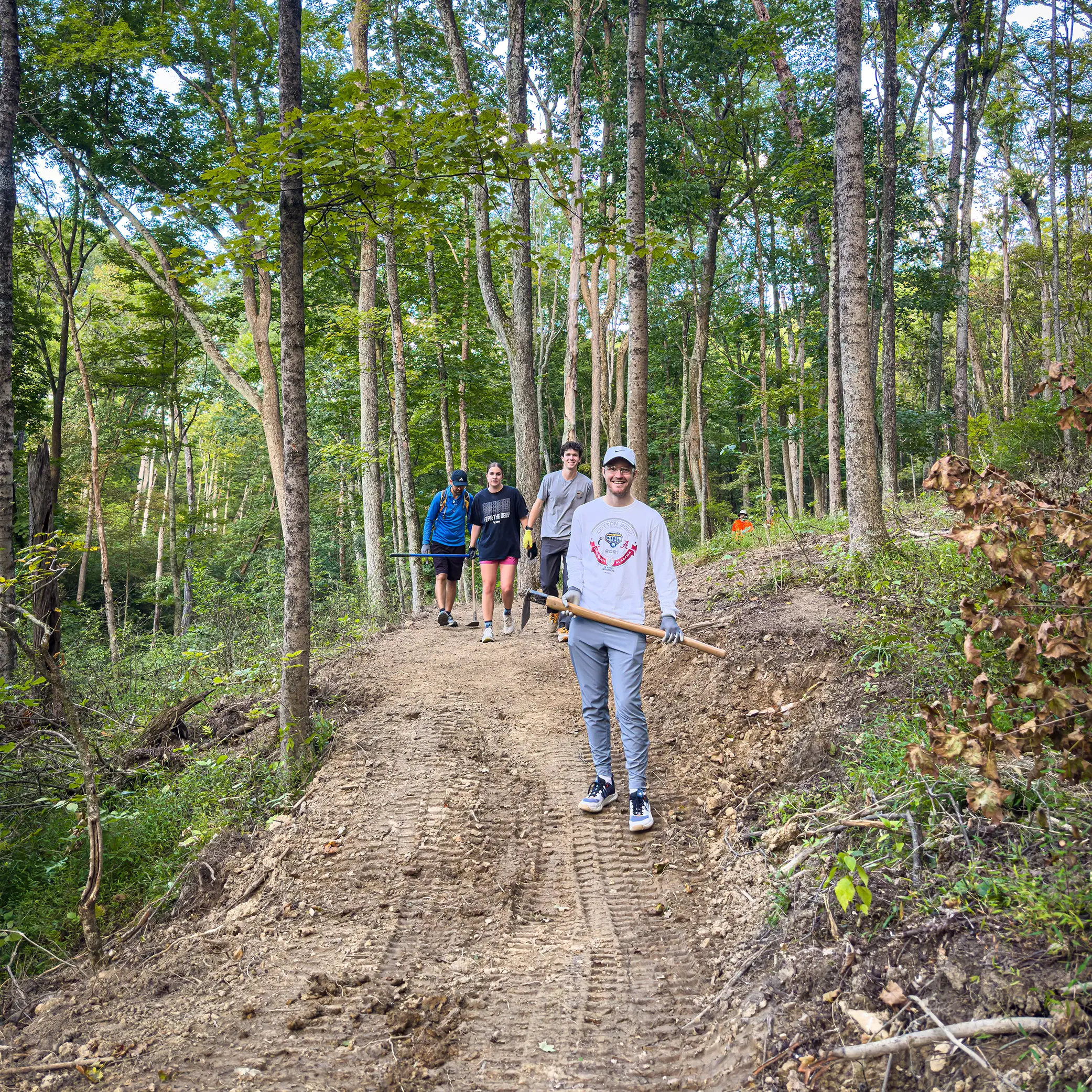Volunteers at Goltra